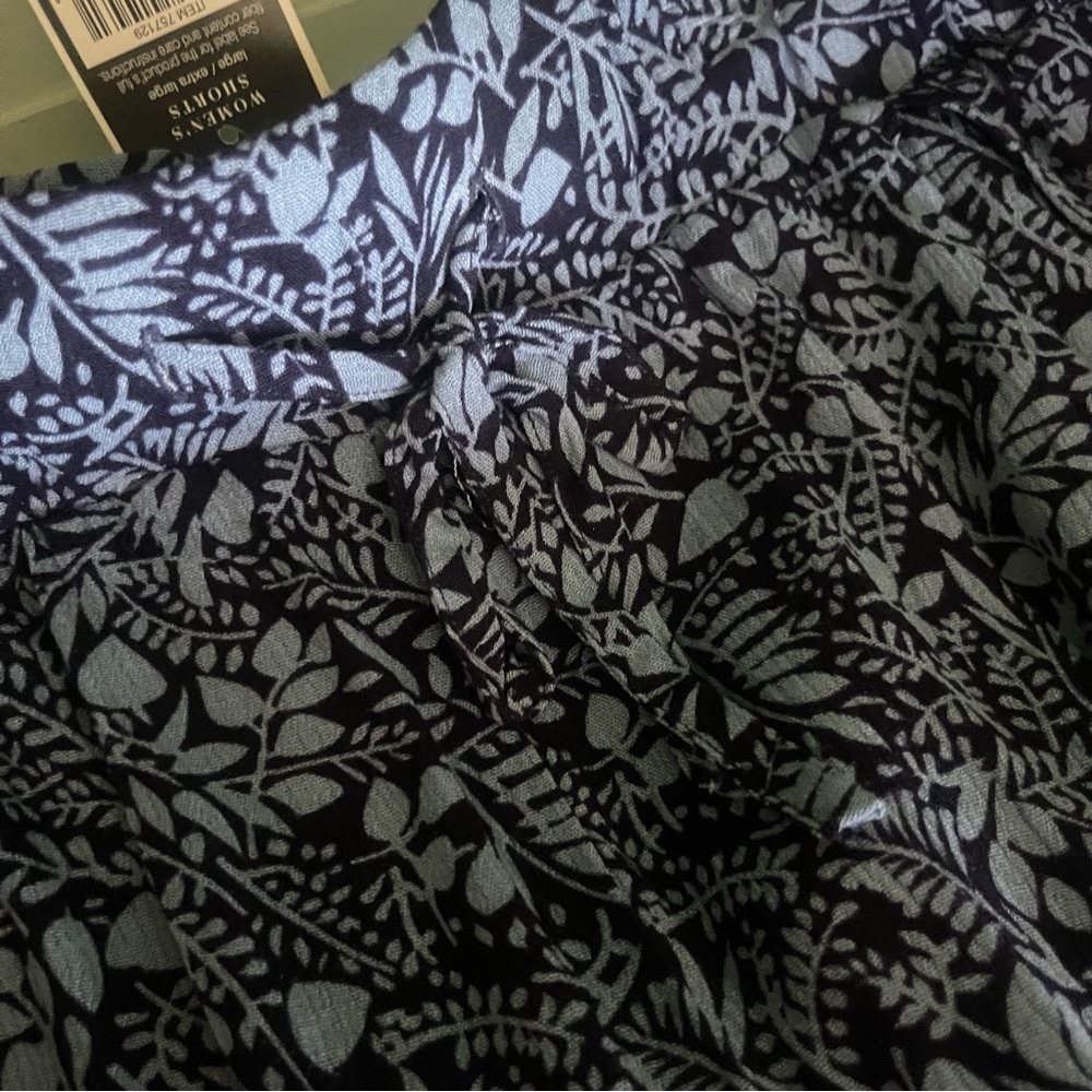 West Loop Size L/XL Blue & Black Floral Palazzo Shorts NWT Summer Resort Wear - Picture 5 of 11
